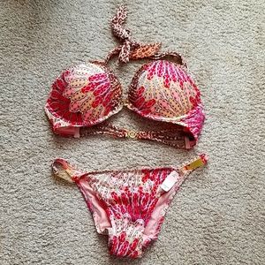 Victoria's Secret bombshell bikini 36c top M botto